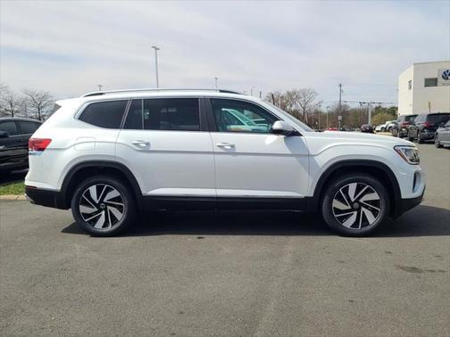 2025 Volkswagen Atlas 2.0T SEL