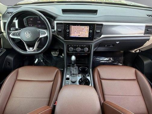Platinum Gray Metallic 2023 Volkswagen Atlas 3.6L SEL