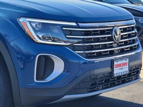 2025 Volkswagen Atlas 2.0T SE w/Technology 4MOTION