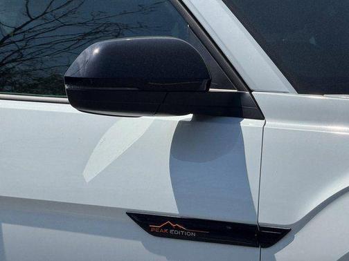 2026 Volkswagen Atlas Peak Edition