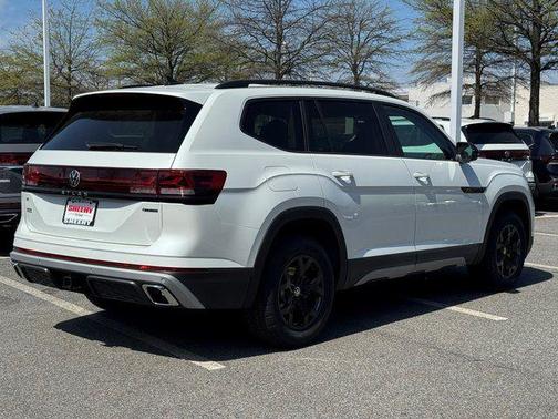 2026 Volkswagen Atlas Peak Edition