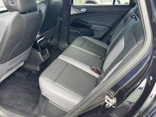 Deep Black Pearl 2023 Volkswagen ID.4 Pro S