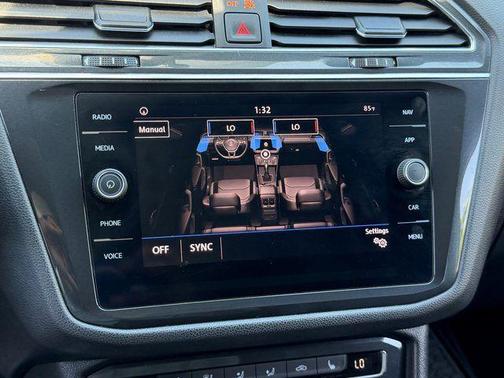 Platinum Gray Metallic 2019 Volkswagen Tiguan 2.0T SEL R-Line