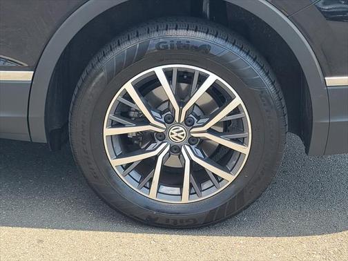2020 Volkswagen Tiguan 2.0T SE 4MOTION