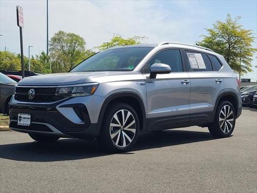 2024 Volkswagen Taos SE