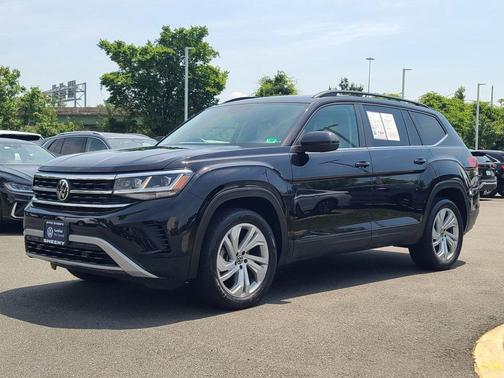 2021 Volkswagen Atlas 3.6L SE w/Technology