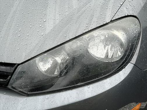 2012 Volkswagen Golf Base