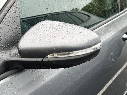 2012 Volkswagen Golf Base