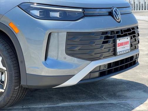 2025 Volkswagen Tiguan 2.0T SE 4MOTION