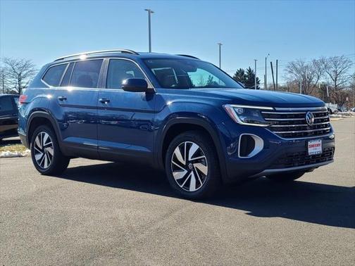 2025 Volkswagen Atlas 2.0T SE w/Technology 4MOTION