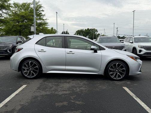 Classic Silver Metallic 2022 Toyota Corolla XSE