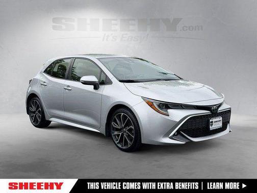 Classic Silver Metallic 2022 Toyota Corolla XSE