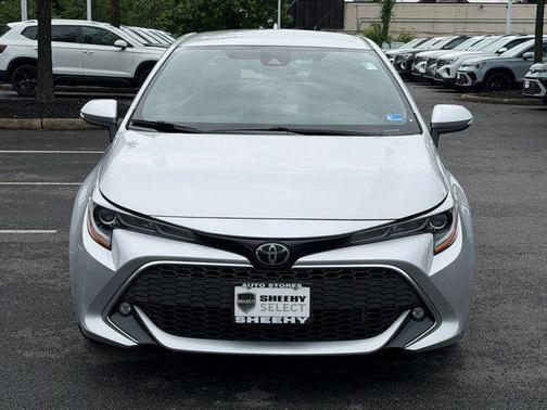 Classic Silver Metallic 2022 Toyota Corolla XSE