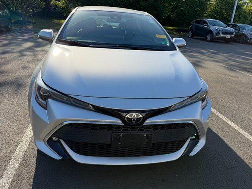 Classic Silver Metallic 2022 Toyota Corolla XSE