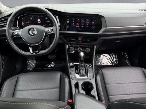 Deep Black 2021 Volkswagen Jetta 1.4T SEL