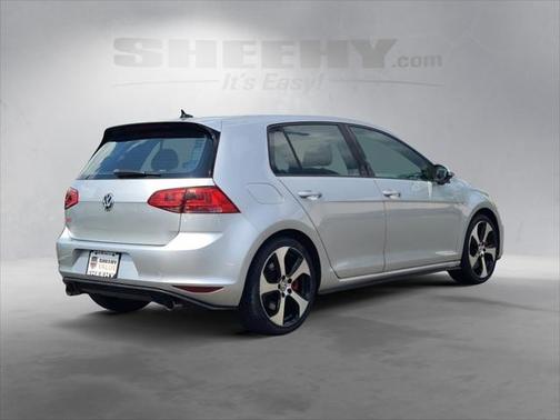 2017 Volkswagen Golf GTI 2.0T SE 4-Door