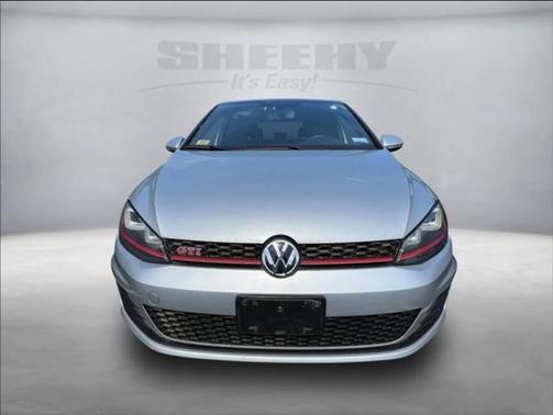 2017 Volkswagen Golf GTI 2.0T SE 4-Door