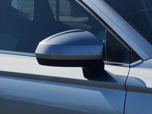2025 Volkswagen Taos 1.5T SEL