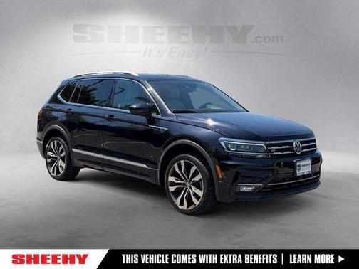 Deep Black 2020 Volkswagen Tiguan 2.0T SEL R-Line 4MOTION