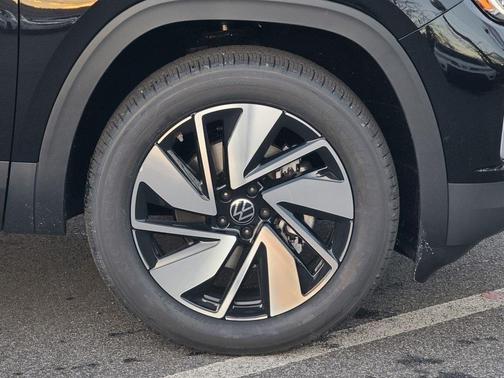 2026 Volkswagen Atlas 2.0T SE w/Technology 4MOTION