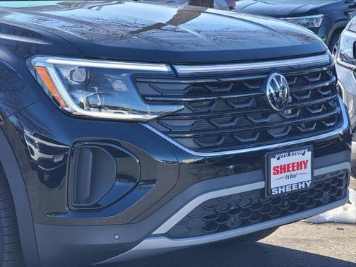 2025 Volkswagen Atlas Cross Sport 2.0T SE w/Technology 4MOTION