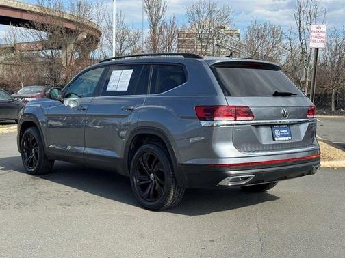 2023 Volkswagen Atlas 2.0T SE w/Technology 4MOTION
