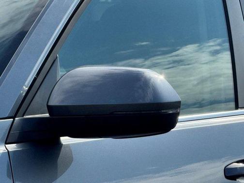 2023 Volkswagen Atlas 2.0T SE w/Technology 4MOTION