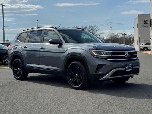 2023 Volkswagen Atlas 2.0T SE w/Technology 4MOTION