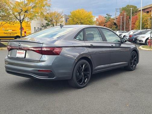 2026 Volkswagen Jetta 1.4T SE