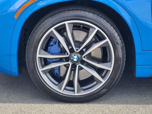 2022 BMW X2 M35i
