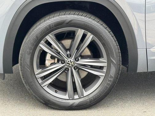 2022 Volkswagen Atlas Cross Sport 2.0T SEL