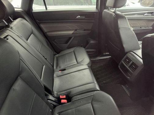 2022 Volkswagen Atlas Cross Sport 2.0T SEL