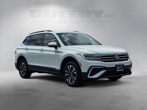 Pure White 2023 Volkswagen Tiguan 2.0T S