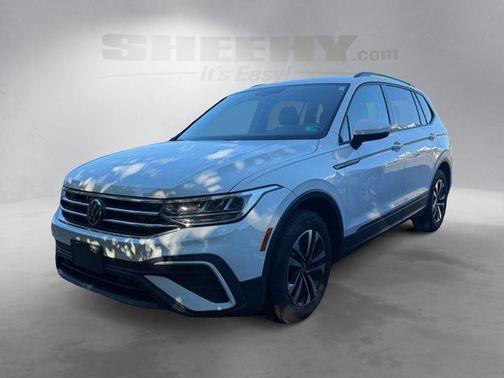 Pure White 2023 Volkswagen Tiguan 2.0T S
