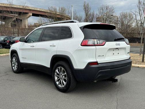 Bright White Clearcoat 2019 Jeep Cherokee Latitude Plus
