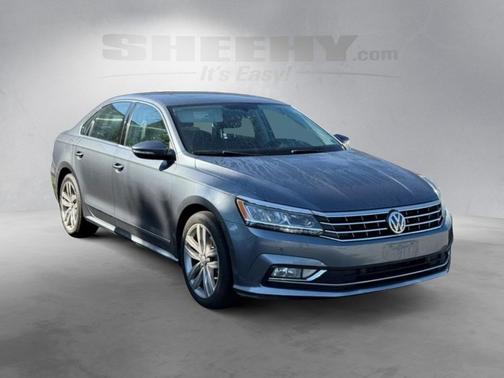 2017 Volkswagen Passat 1.8T SE w/Technology