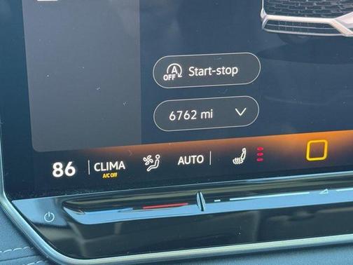 2025 Volkswagen Tiguan 2.0T SE 4MOTION