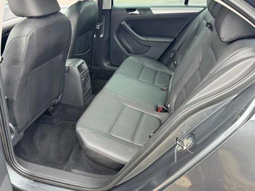 2012 Volkswagen Jetta SEL