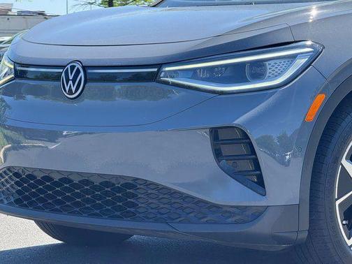 Deep Black Pearl 2023 Volkswagen ID.4 Pro S
