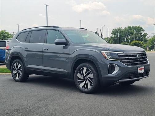 2025 Volkswagen Atlas 2.0T SE w/Technology 4MOTION
