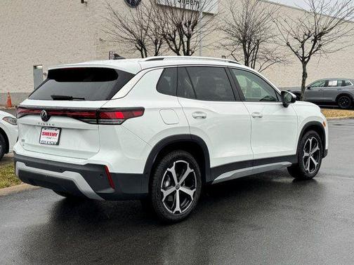 2026 Volkswagen Tiguan 2.0T SE