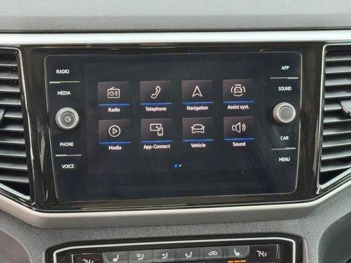 2023 Volkswagen Atlas 3.6L SE w/Technology