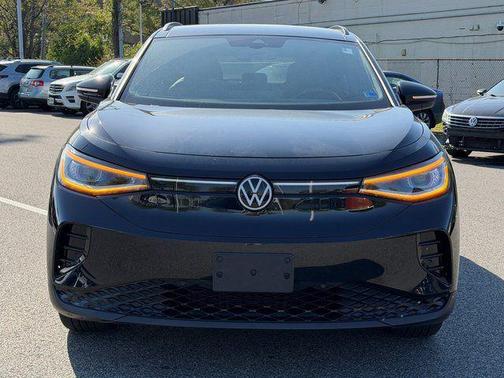 Deep Black 2023 Volkswagen ID.4 Pro S