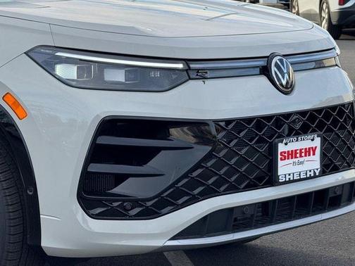 2026 Volkswagen Tiguan 2.0T SEL R-Line 4MOTION