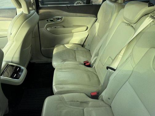 2020 Volvo XC90 T6 Inscription