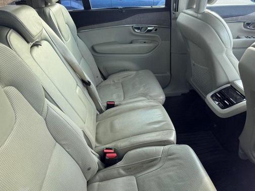 2020 Volvo XC90 T6 Inscription