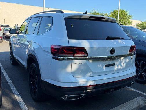 Pure White 2022 Volkswagen Atlas 3.6L SE w/Technology