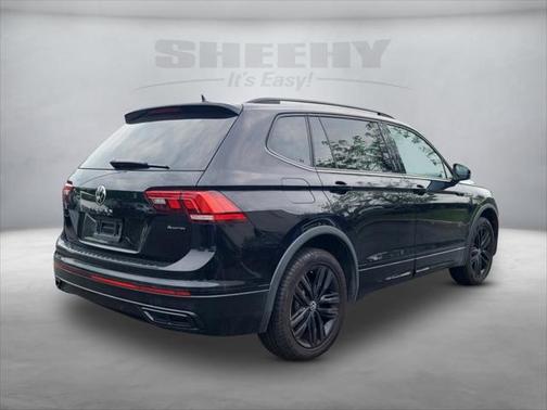 2022 Volkswagen Tiguan 2.0T SE R-Line Black 4MOTION