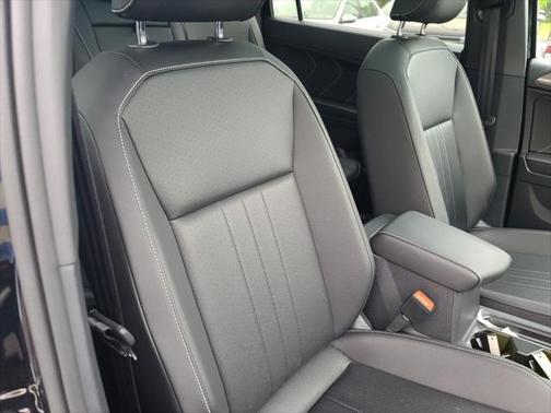 2022 Volkswagen Tiguan 2.0T SE R-Line Black 4MOTION