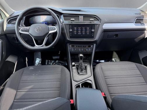 2024 Volkswagen Tiguan 2.0T S